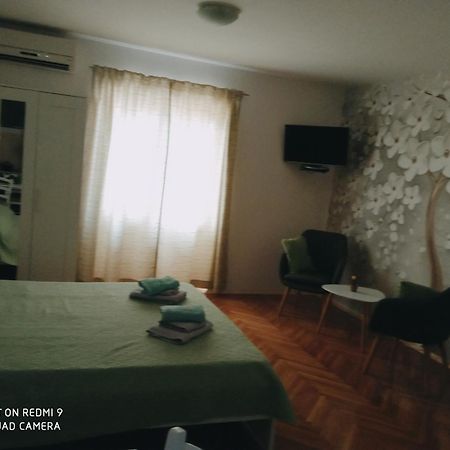 Studios Ana Mari Komiža Pokoj fotografie